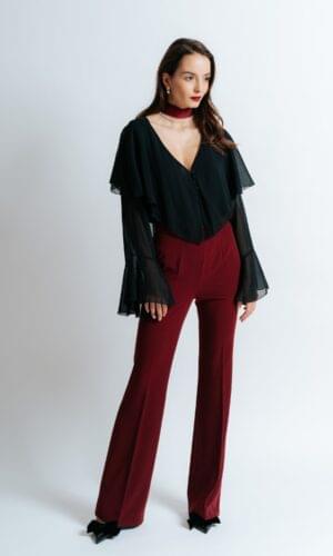 Crna lepršava bluza